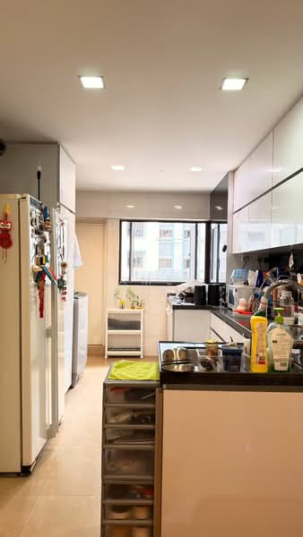 255 Ang Mo Kio Avenue 4, 255 Ang Mo Kio Avenue 4, 2 Bedrooms, 785 sqft, HDB Flat For Sale, by James Yeo, 500175395 - Kitchen - PropertyGuru.com.sg