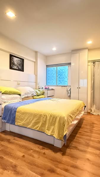 255 Ang Mo Kio Avenue 4, 255 Ang Mo Kio Avenue 4, 2 Bedrooms, 785 sqft, HDB Flat For Sale, by James Yeo, 500175395 - Bedroom - PropertyGuru.com.sg