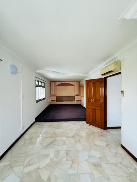 881 Woodlands Street 82, 881 Woodlands Street 82, 3 Bedrooms, 1,323 sqft, HDB Flat For Sale, by Ron Chong, 500175403 - Bedroom - PropertyGuru.com.sg