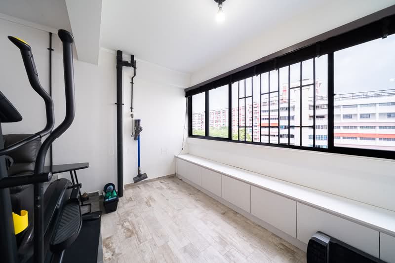 461 Jurong West Street 41, 461 Jurong West Street 41, 3 Bedrooms, 1,302 sqft, HDB Flat For Sale, by Jun Hui Quah, 500175405 - Gym - PropertyGuru.com.sg