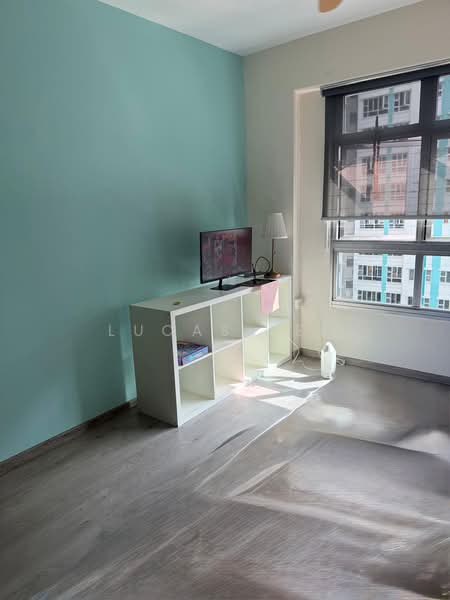 440A Fernvale Link, 440A Fernvale Link, Room Rental, 150 sqft, HDB Flat For Rent, by Lucas Lee, 500175444 - Living Room - PropertyGuru.com.sg