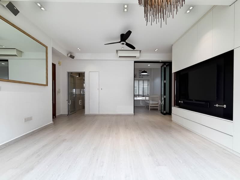 The Lucent, 101 Lorong N Telok Kurau, 3 Bedrooms, 1,001 sqft, Condominium For Sale, by Jesley Lim, 500175451 - Living Room - PropertyGuru.com.sg