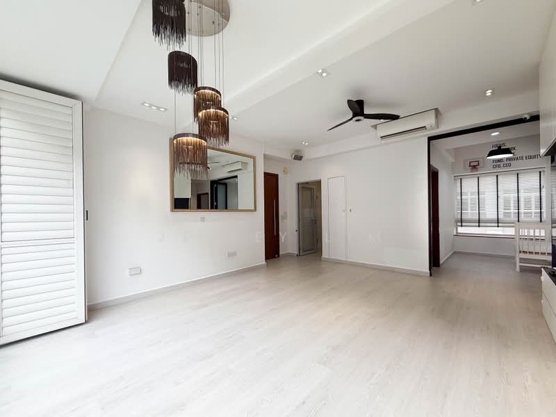 The Lucent, 101 Lorong N Telok Kurau, 3 Bedrooms, 1,001 sqft, Condominium For Sale, by Jesley Lim, 500175451 - Living Room - PropertyGuru.com.sg
