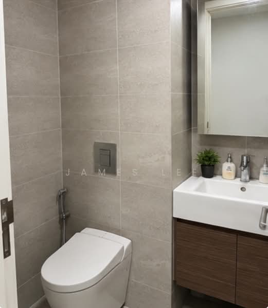 Uptown @ Farrer, 2  Perumal Road Singapore, 2 Bedrooms, 538 sqft, Condominium For Sale, by James Lee, 500175458 - Bathroom - PropertyGuru.com.sg