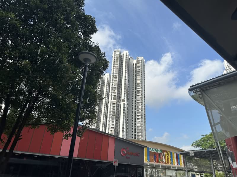 Blk 126 Lorong 1 Toa Payoh, Blk 126 Lor 1 Toa Payoh, 1,291 sqft, Shop / Shophouse For Sale, by Selena Yap, 500175459 - Exterior - CommercialGuru.com.sg