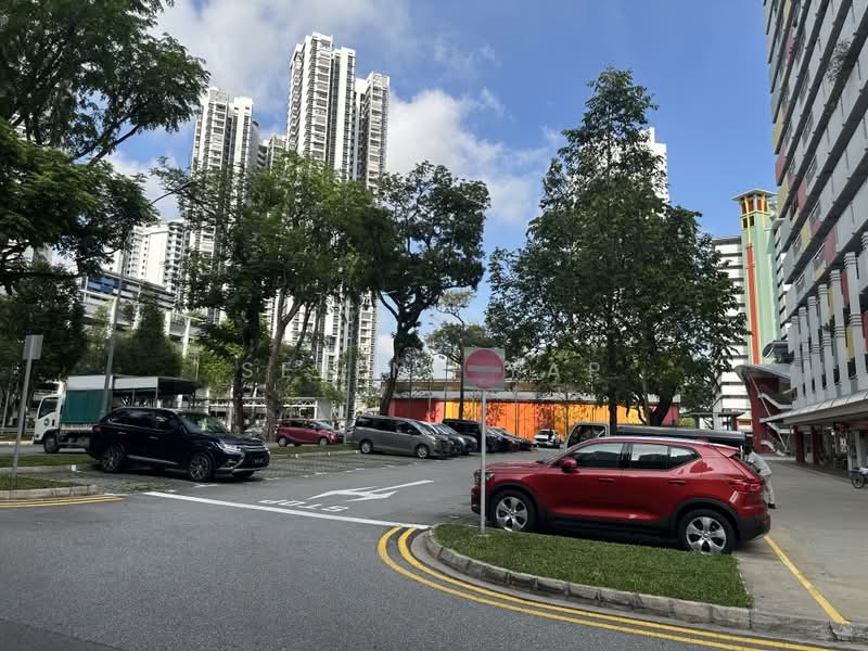 Blk 126 Lorong 1 Toa Payoh, Blk 126 Lor 1 Toa Payoh, 1,291 sqft, Shop / Shophouse For Sale, by Selena Yap, 500175459 - Exterior - CommercialGuru.com.sg