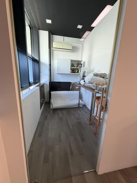 Oxley BizHub, 65 Ubi Road 1, 1,561 sqft, Light Industrial (B1) For Sale, by Tobio Sim, 500175466 - Balcony - CommercialGuru.com.sg