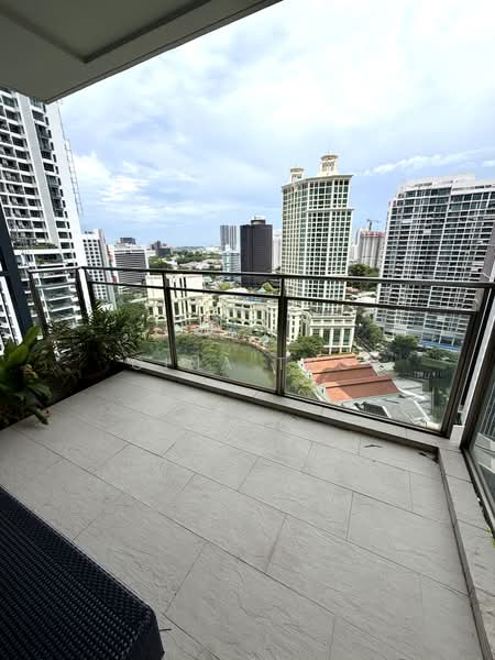 Rivergate, 93 Robertson Quay, 2 Bedrooms, 1,055 sqft, Condominium For Sale, by Gina Tng, 500175467 - Balcony - PropertyGuru.com.sg