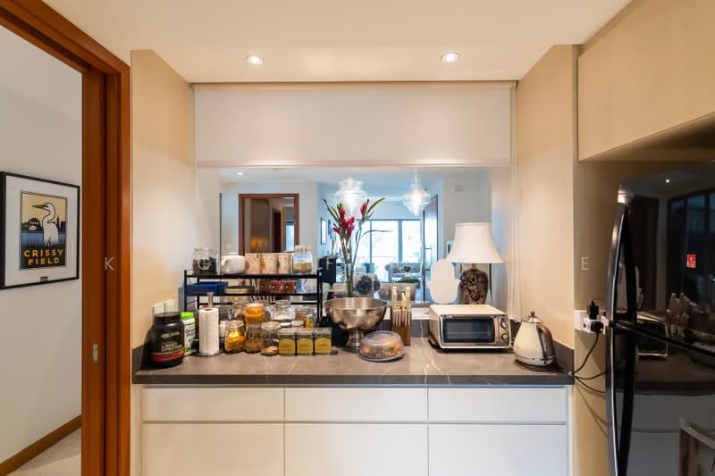 The Berth by the Cove, 200 Ocean Drive, 4 Bedrooms, 1,884 sqft, Condominium For Sale, by YVONNE CHEN, 500175468 - Kitchen - PropertyGuru.com.sg