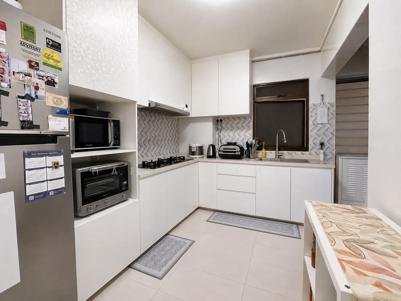 704 Tampines Street 71, 704 Tampines Street 71, 3 Bedrooms, 1,065 sqft, HDB Flat For Sale, by Hafiqal Amer, 500175472 - Kitchen - PropertyGuru.com.sg