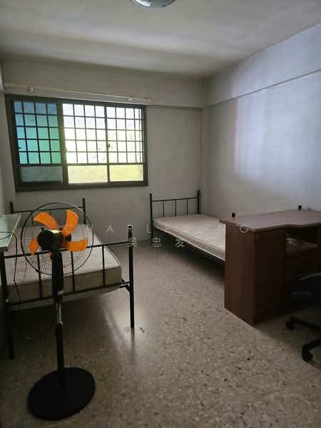 42 Cambridge Road, 42 Cambridge Road, Room Rental, 120 sqft, HDB Flat For Rent, by Charles Ng 吳忠发, 500175478 - Bedroom - PropertyGuru.com.sg