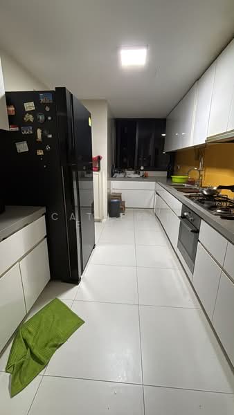 The Interlace, 180 Depot Road, 3 Bedrooms, 1,604 sqft, Condominium For Sale, by Catherine Goh, 500175498 - Kitchen - PropertyGuru.com.sg