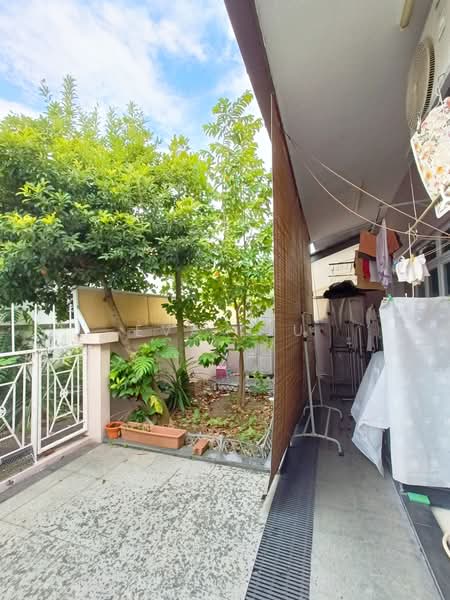 D16 FH Meragi Road 5 bedrooms, Meragi Road, 5 Bedrooms, 3,500 sqft, Terraced House For Sale, by Eva Qiu, 500175501 - Exterior - PropertyGuru.com.sg