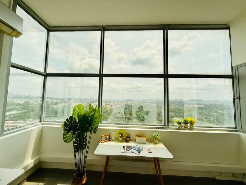 Wcega Tower, 21 Bukit Batok Crescent, 270 sqft, Light Industrial (B1) For Rent, by Laven Loo 吕欣颐, 500175506 - CommercialGuru.com.sg