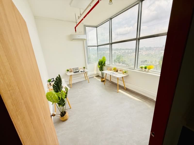 Wcega Tower, 21 Bukit Batok Crescent, 270 sqft, Light Industrial (B1) For Rent, by Laven Loo 吕欣颐, 500175506 - CommercialGuru.com.sg