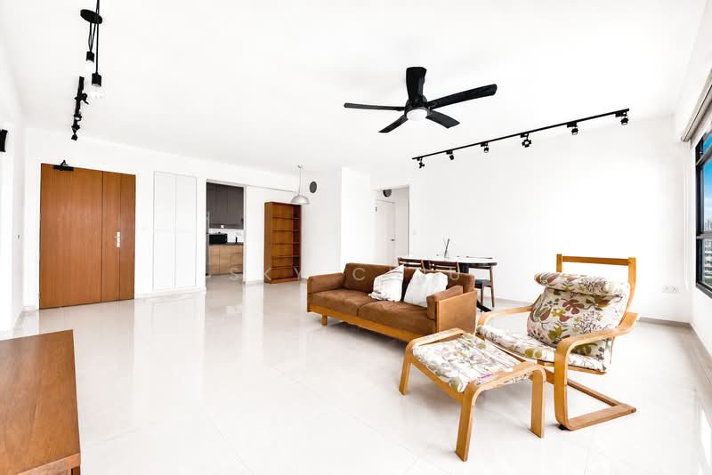 197D Boon Lay Fields, 197D Boon Lay Drive, 3 Bedrooms, 1,216 sqft, HDB Flat For Sale, by Sky Chiu, 500175509 - Living and Dining Hall - PropertyGuru.com.sg