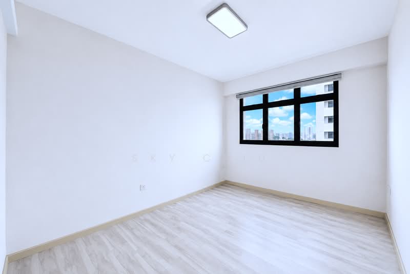 197D Boon Lay Fields, 197D Boon Lay Drive, 3 Bedrooms, 1,216 sqft, HDB Flat For Sale, by Sky Chiu, 500175509 - Bright and Windy Bedroom 2 - PropertyGuru.com.sg