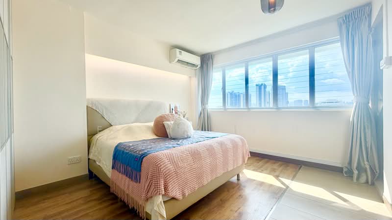 413 Pandan Gardens, 413 Pandan Gardens, 2 Bedrooms, 1,260 sqft, HDB Flat For Sale, by Keith Tan 陈俊伟, 500175511 - Bedroom - PropertyGuru.com.sg