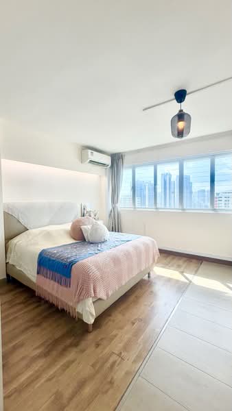413 Pandan Gardens, 413 Pandan Gardens, 2 Bedrooms, 1,260 sqft, HDB Flat For Sale, by Keith Tan 陈俊伟, 500175511 - Bedroom - PropertyGuru.com.sg