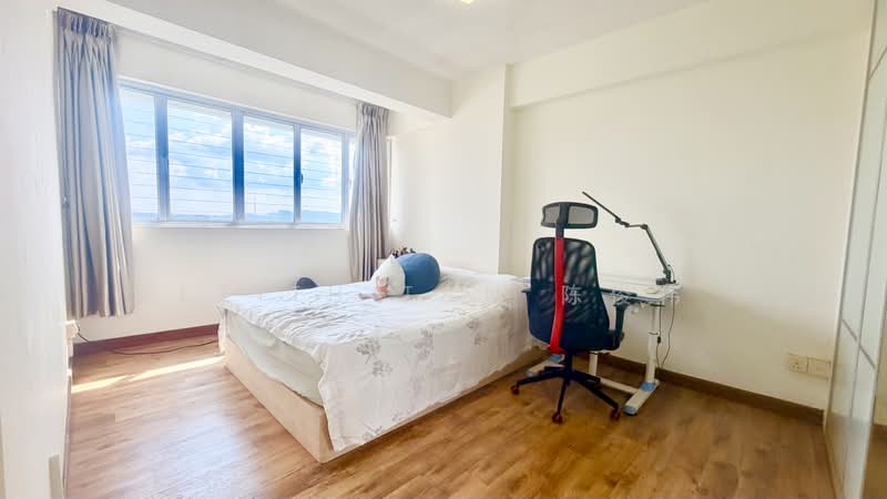 413 Pandan Gardens, 413 Pandan Gardens, 2 Bedrooms, 1,260 sqft, HDB Flat For Sale, by Keith Tan 陈俊伟, 500175511 - Bedroom - PropertyGuru.com.sg