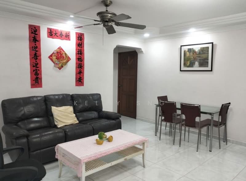 640 Ang Mo Kio Avenue 6, 640 Ang Mo Kio Avenue 6, 2 Bedrooms, 979 sqft, HDB Flat For Rent, by Kelly Sng, 500175525 - Living Room - PropertyGuru.com.sg