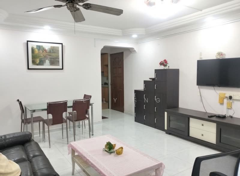 640 Ang Mo Kio Avenue 6, 640 Ang Mo Kio Avenue 6, 2 Bedrooms, 979 sqft, HDB Flat For Rent, by Kelly Sng, 500175525 - Living Room - PropertyGuru.com.sg