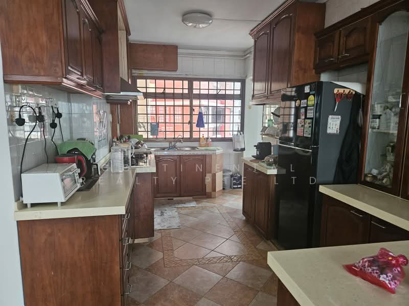 191 Bukit Batok West Avenue 6, 191 Bukit Batok West Avenue 6, 3 Bedrooms, 1,300 sqft, HDB Flat For Rent, by DELIA, 500175528 - Kitchen - PropertyGuru.com.sg