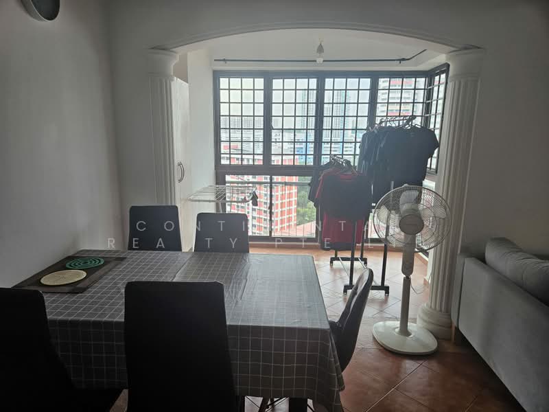 191 Bukit Batok West Avenue 6, 191 Bukit Batok West Avenue 6, 3 Bedrooms, 1,300 sqft, HDB Flat For Rent, by DELIA, 500175528 - Dining Room - PropertyGuru.com.sg