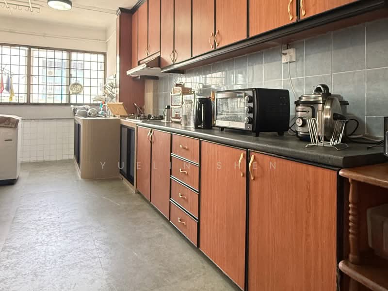 266 Yishun Street 22, 266 Yishun Street 22, 3 Bedrooms, 1,119 sqft, HDB Flat For Sale, by Yuelin Shen, 500175546 - Kitchen - PropertyGuru.com.sg