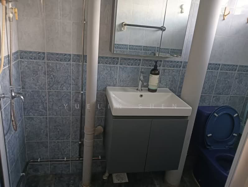 266 Yishun Street 22, 266 Yishun Street 22, 3 Bedrooms, 1,119 sqft, HDB Flat For Sale, by Yuelin Shen, 500175546 - Bathroom - PropertyGuru.com.sg