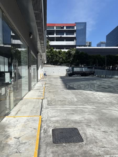 Interlocal Centre, 100G Pasir Panjang Road, 1,725 sqft, Light Industrial (B1) For Rent, by Fuan Freddie, 500175548 - Exterior - CommercialGuru.com.sg
