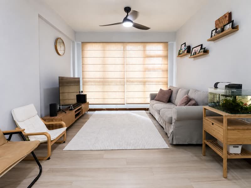 670B Edgefield Plains, 670B Edgefield Plains, 3 Bedrooms, 1,001 sqft, HDB Flat For Sale, by Hafiqal Amer, 500175552 - Living Room - PropertyGuru.com.sg