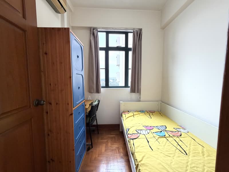 The Springbloom, 139 Serangoon Avenue 3, 2 Bedrooms, 893 sqft, Condominium For Sale, by Ian Teo, 500175556 - Bedroom - PropertyGuru.com.sg