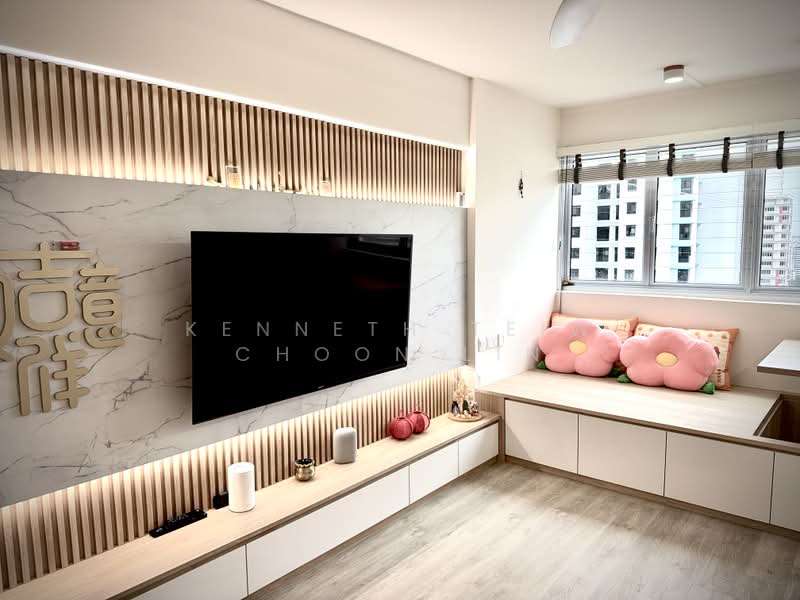 179 Toa Payoh Central, 179 Toa Payoh Central, 2 Bedrooms, 904 sqft, HDB Flat For Sale, by Kenneth Teiw Choon Lin, 500175558 - Living Room - PropertyGuru.com.sg