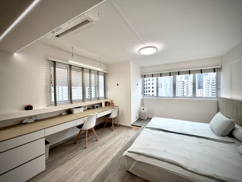 179 Toa Payoh Central, 179 Toa Payoh Central, 2 Bedrooms, 904 sqft, HDB Flat For Sale, by Kenneth Teiw Choon Lin, 500175558 - Bedroom - PropertyGuru.com.sg