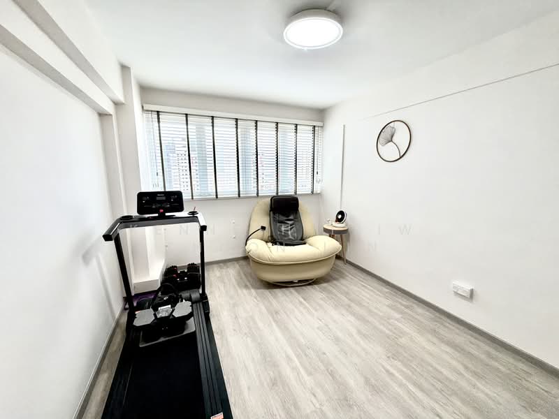179 Toa Payoh Central, 179 Toa Payoh Central, 2 Bedrooms, 904 sqft, HDB Flat For Sale, by Kenneth Teiw Choon Lin, 500175558 - Study - PropertyGuru.com.sg