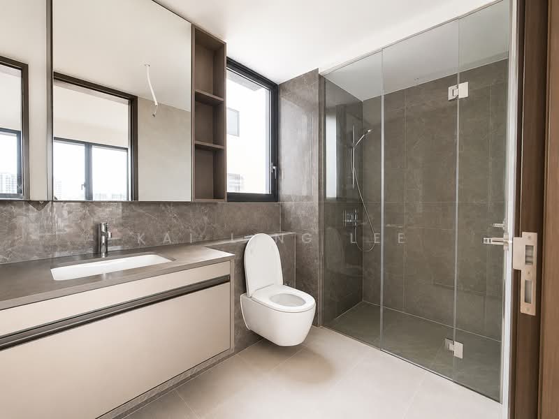 Tembusu Grand, 94 Jalan Tembusu, 3 Bedrooms, 990 sqft, Condominium For Sale, by Kai Ling Lee, 500175562 - Bathroom - PropertyGuru.com.sg