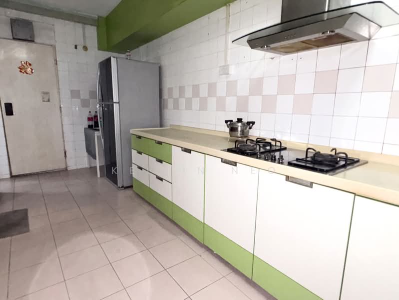 668A Jurong West Street 64, 668A Jurong West Street 64, 3 Bedrooms, 914 sqft, HDB Flat For Sale, by Kelvin Neo, 500175570 - Kitchen - PropertyGuru.com.sg