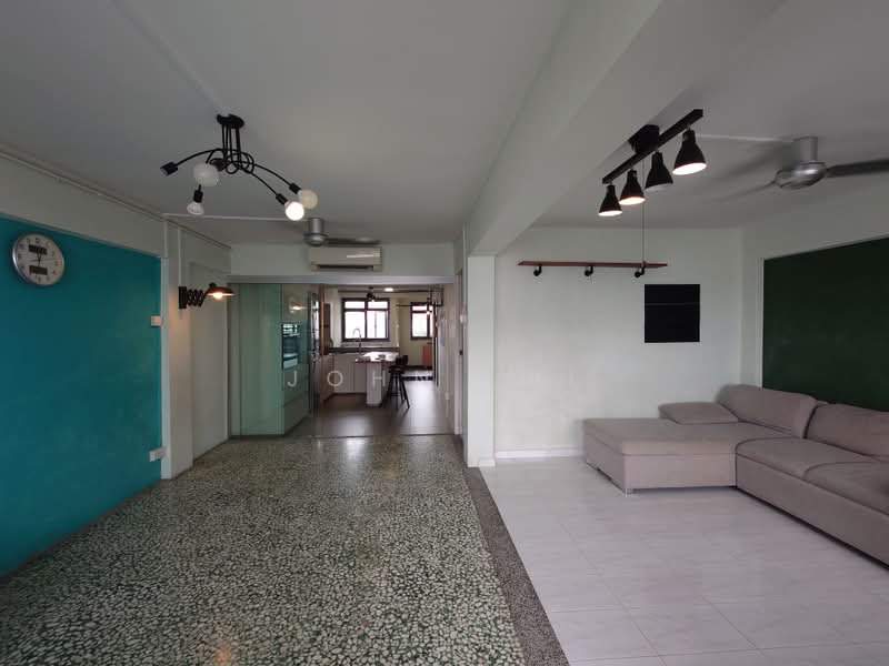 24 Sin Ming Road, 24 Sin Ming Road, 2 Bedrooms, 700 sqft, HDB Flat For Rent, by John Lui, 500175571 - Living Room - PropertyGuru.com.sg