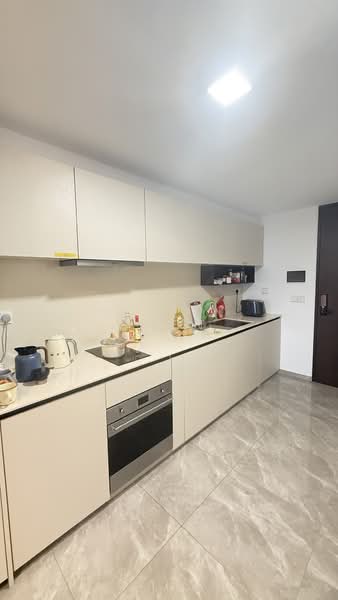 JadeScape, 8 Shunfu Road, 2 Bedrooms, 764 sqft, Condominium For Sale, by Yuelin Shen, 500175574 - Kitchen - PropertyGuru.com.sg