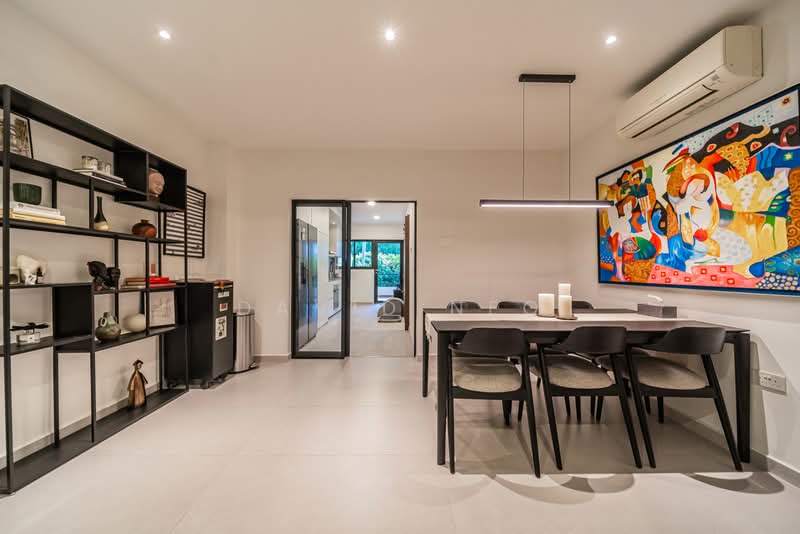 Thomson Garden Estate, Sin Ming Road, 4 Bedrooms, 1,389 sqft, Terraced House For Sale, by David Neo, 500175590 - Dining Room - PropertyGuru.com.sg
