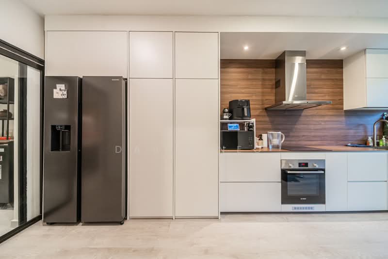 Thomson Garden Estate, Sin Ming Road, 4 Bedrooms, 1,389 sqft, Terraced House For Sale, by David Neo, 500175590 - Kitchen - PropertyGuru.com.sg
