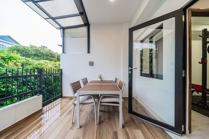 Thomson Garden Estate, Sin Ming Road, 4 Bedrooms, 1,389 sqft, Terraced House For Sale, by David Neo, 500175590 - Balcony - PropertyGuru.com.sg