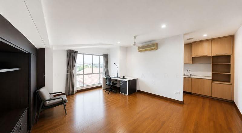 Mandarin Park, Clementi Park / Upper Bukit Timah, 6 Bedrooms, 5,000 sqft, Semi-Detached House For Sale, by Jasline Lim, 500175609 - Study - PropertyGuru.com.sg
