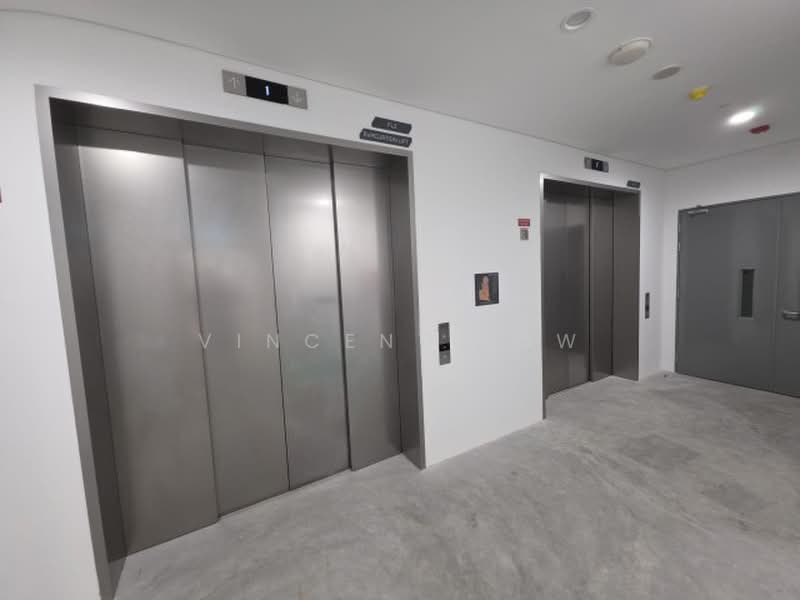 27 International Business Park Directly link to the Jurong Town Hall MRT, , 3,696 sqft, Office For Rent, by Vincent Low, 500175616 - CommercialGuru.com.sg