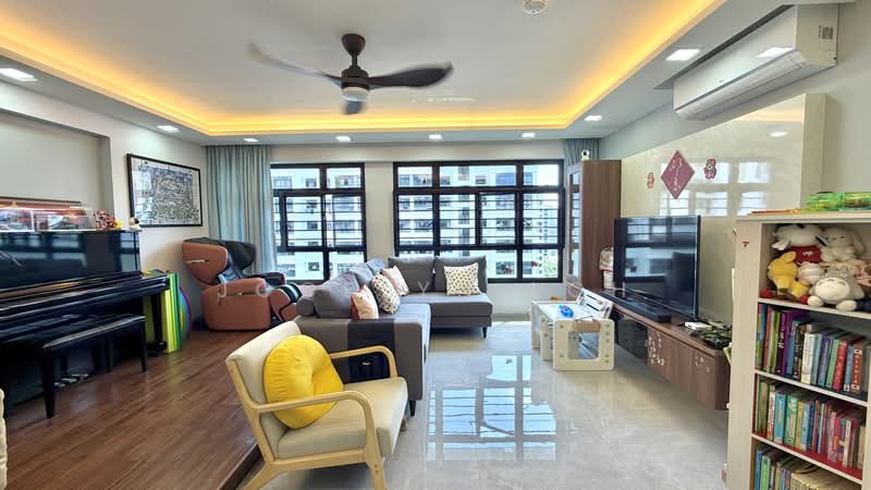 608C Tampines North Drive 1, 608C Tampines North Drive 1, 3 Bedrooms, 1,216 sqft, HDB Flat For Sale, by Jocelyn Loh, 500175617 - Living Room - PropertyGuru.com.sg