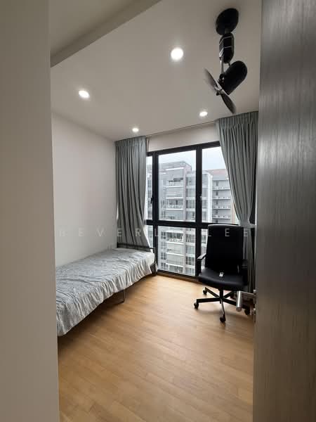 The Clement Canopy, 18 Clementi Avenue 1, 4 Bedrooms, 1,346 sqft, Condominium For Rent, by Beverly Lee, 500175628 - Bedroom - PropertyGuru.com.sg
