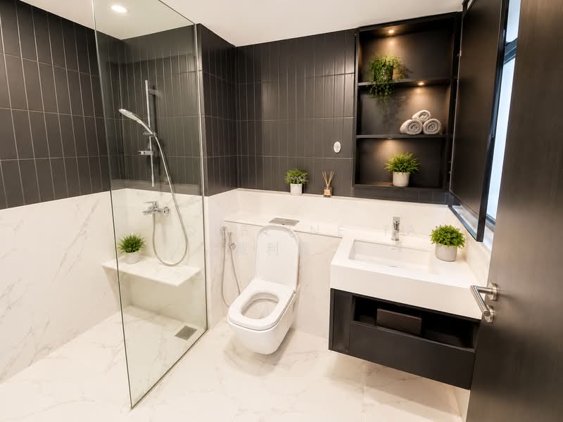 Bukit 828, 828 Upper Bukit Timah Road, 2 Bedrooms, 624 sqft, Condominium For Sale, by Jacqueline Tay 戴利霞, 500175635 - Bathroom - PropertyGuru.com.sg