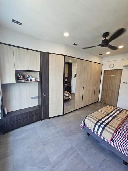 Parkshore, 201 Tanjong Rhu Road, 4 Bedrooms, 1,636 sqft, Condominium For Sale, by Rohit D., 500175642 - Master Bedroom - PropertyGuru.com.sg