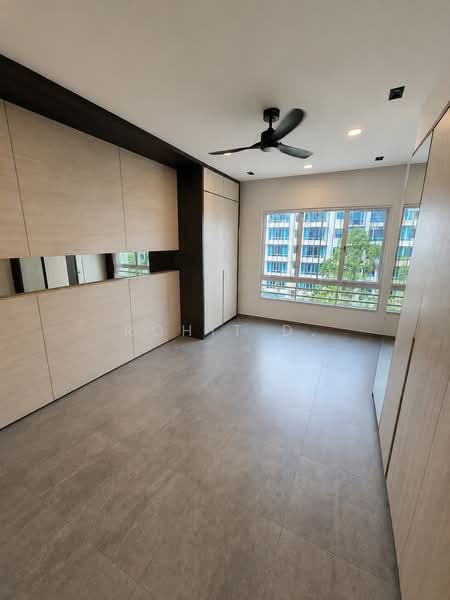 Parkshore, 201 Tanjong Rhu Road, 3 Bedrooms, 1,636 sqft, Condominium For Sale, by Rohit D., 500175642 - Master Bedroom - PropertyGuru.com.sg
